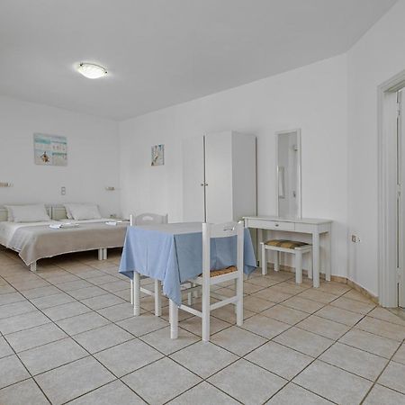 Marias Studios And Apartments Platanés 外观 照片