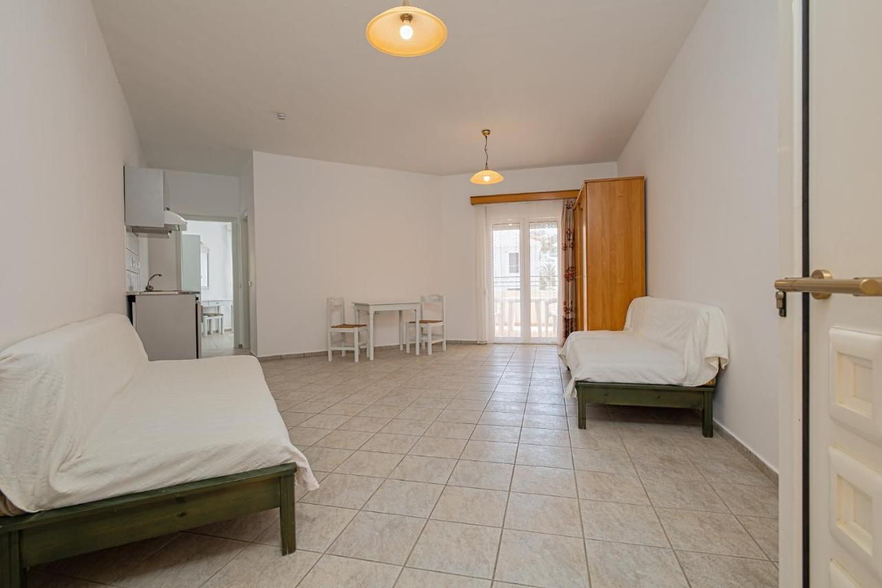 Marias Studios And Apartments Platanés 外观 照片